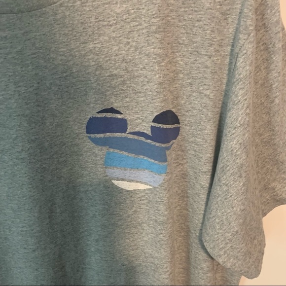 GREY SHORT SLEEVE UNIQLO X DISNEY TEE - Picture 3 of 5